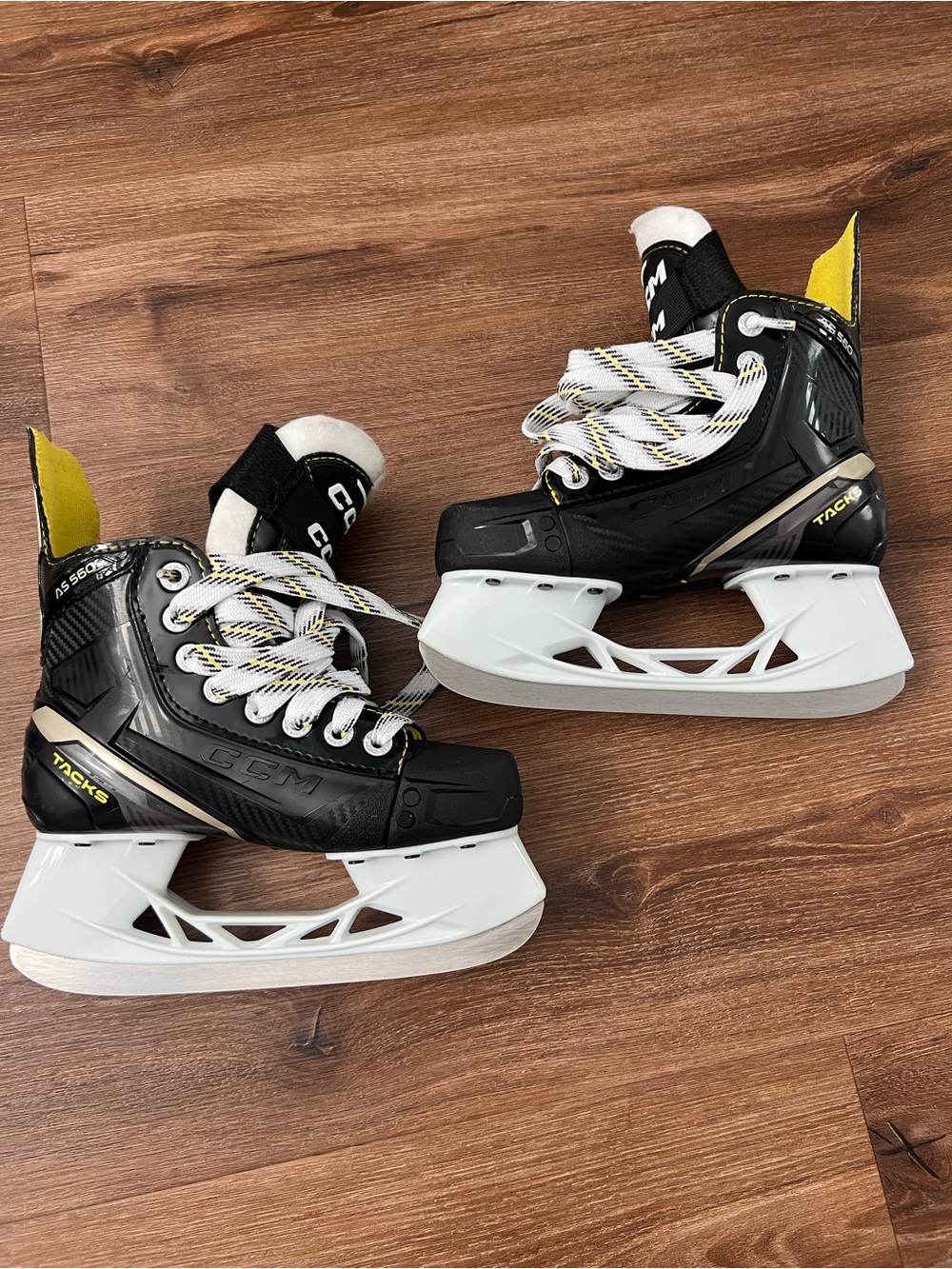 Kids Hockey Skates